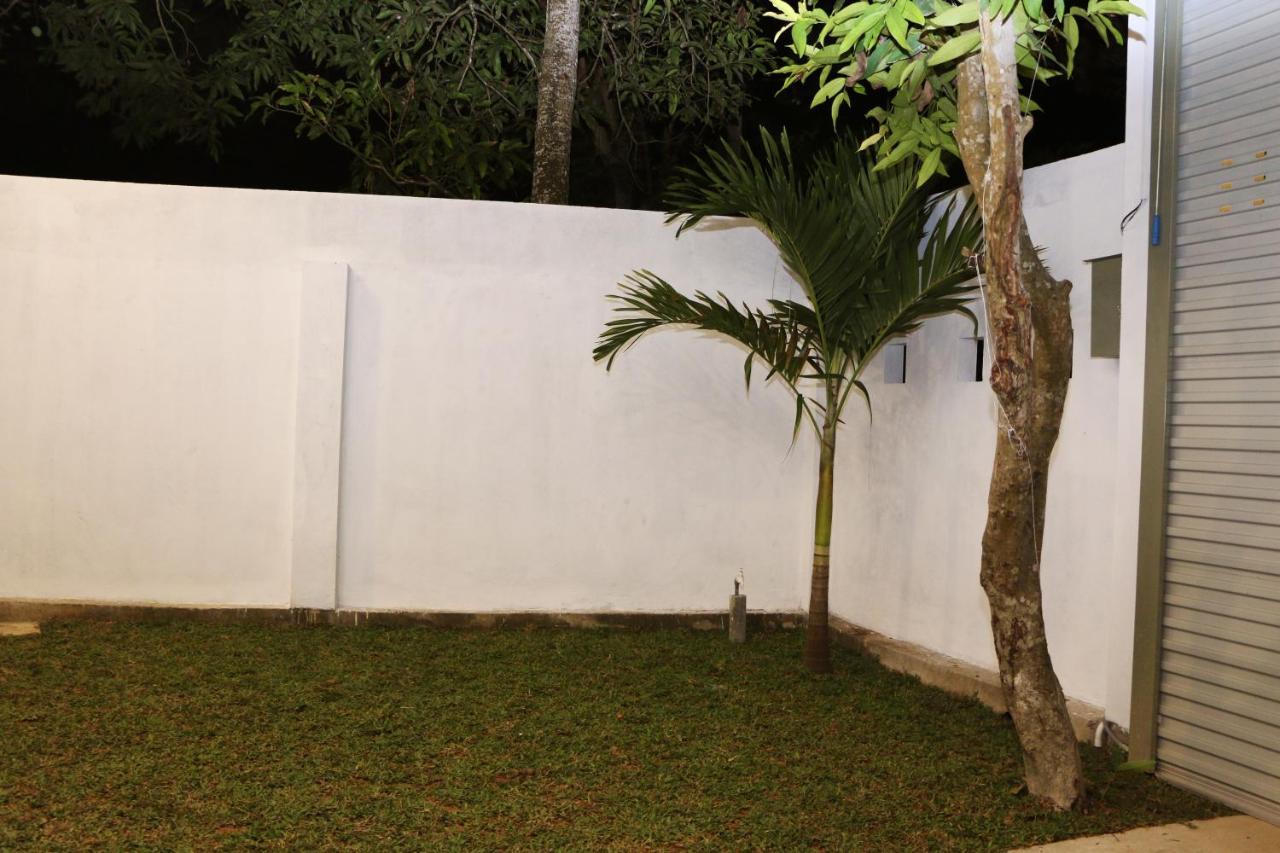 Ashford Beach Matara Dış mekan fotoğraf